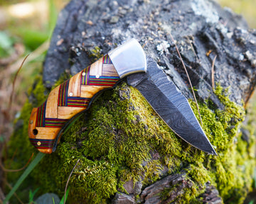 Premium Handmade Damascus Folding Knife - Best for Hunting and Survival - High end handle - With sheath